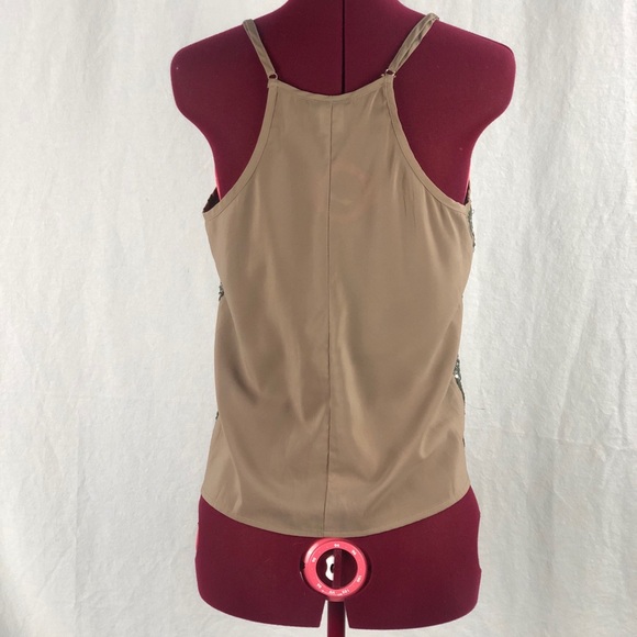 ⭐️5/$30 Daytrip- Sequinned tank - Picture 5 of 7